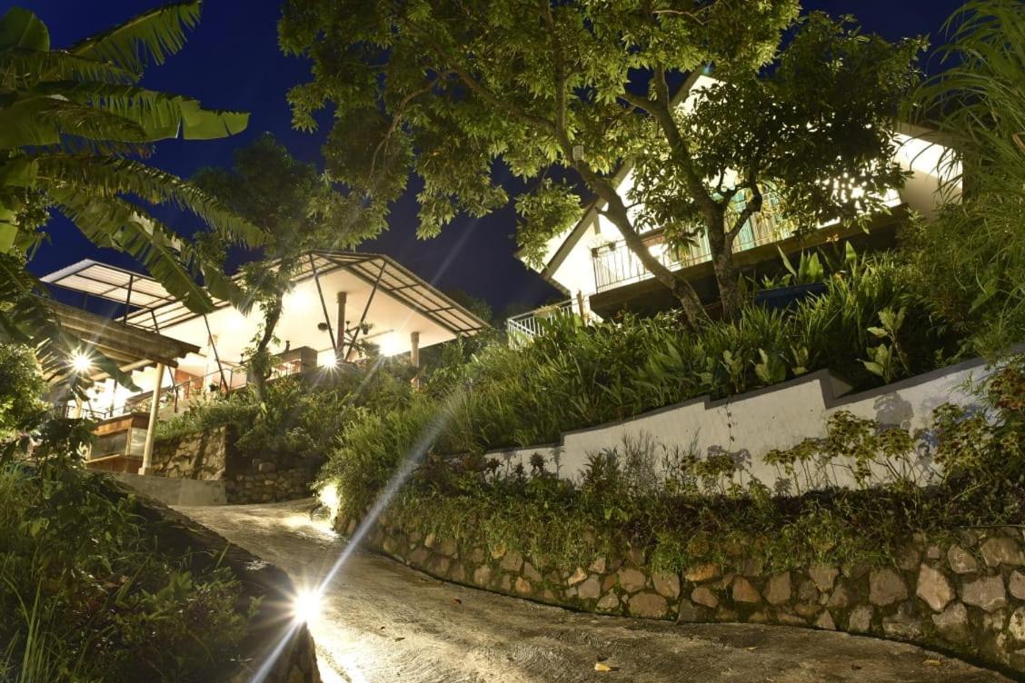 Ling & Louie'S Mountain Villa Mayong Dış mekan fotoğraf